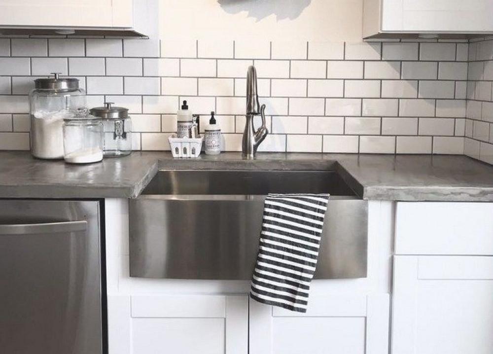 Плот, изработен от бетон