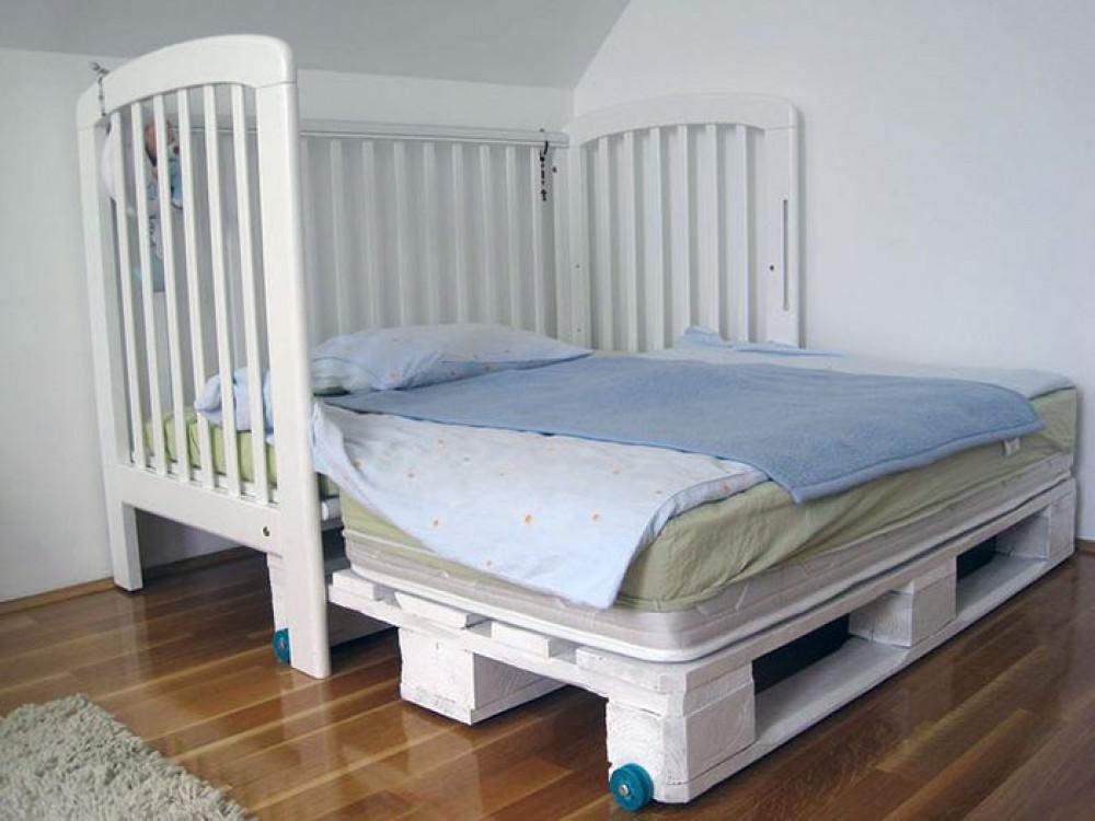Подвижно и обезопасено легло