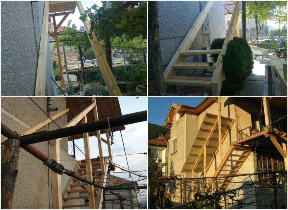 Стълбите, в процес на изграждане