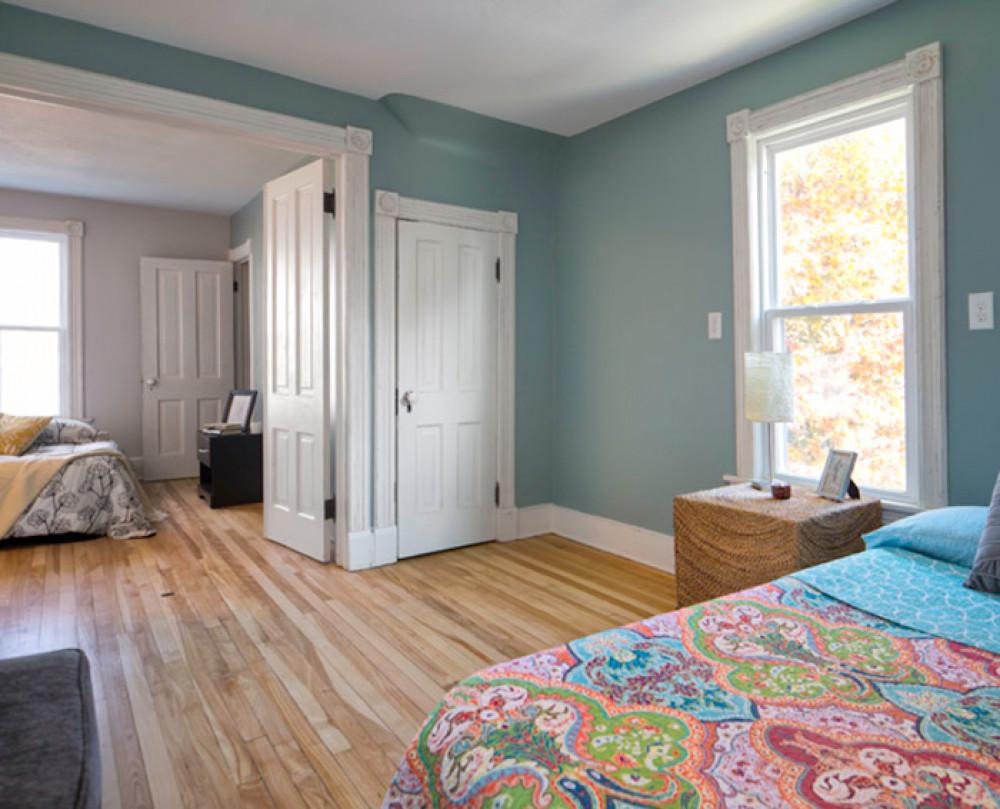 В уютна спалня