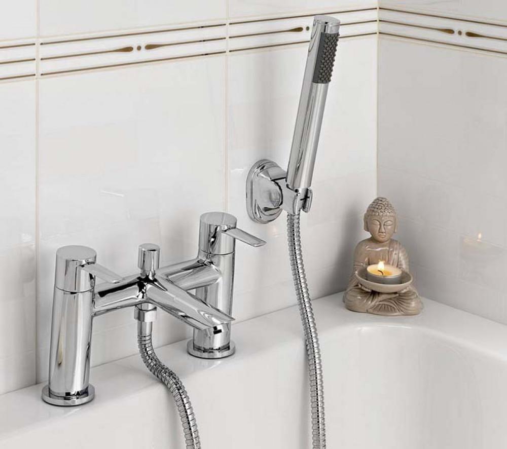 Спукан маркуч на душ слушалката