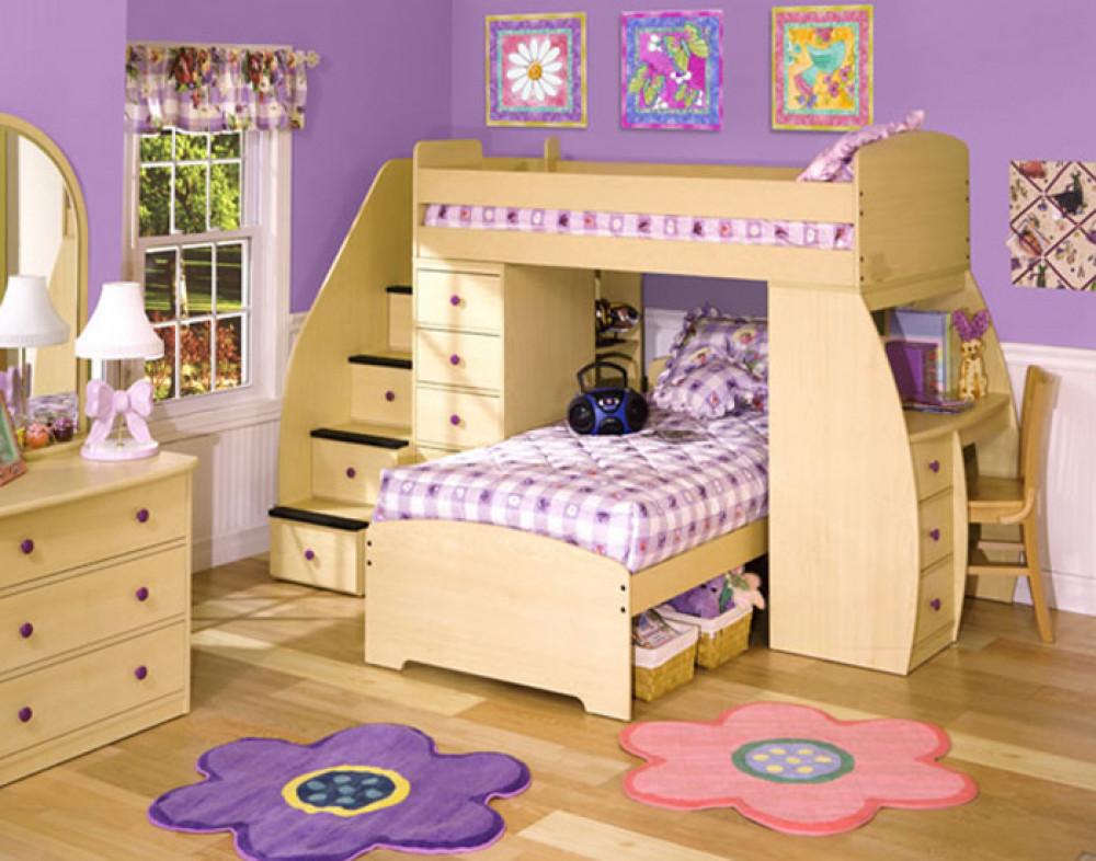 Женско царство с двуетажно легло