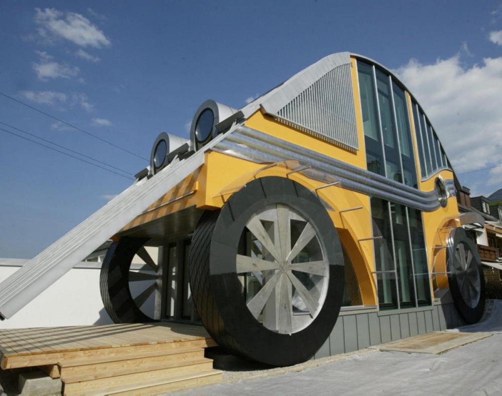 Къща под формата на автомобил в Залцбург