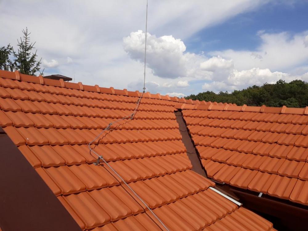 Цялостен ремонт на покрив