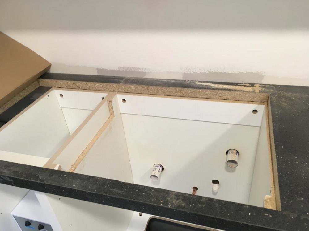 Изрязване за мивка