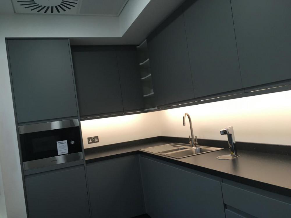 Почти завършена кухня