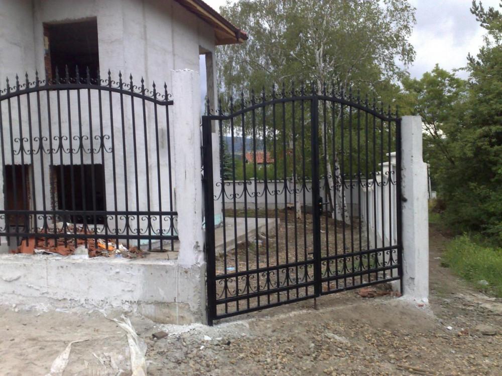 двукрила врата