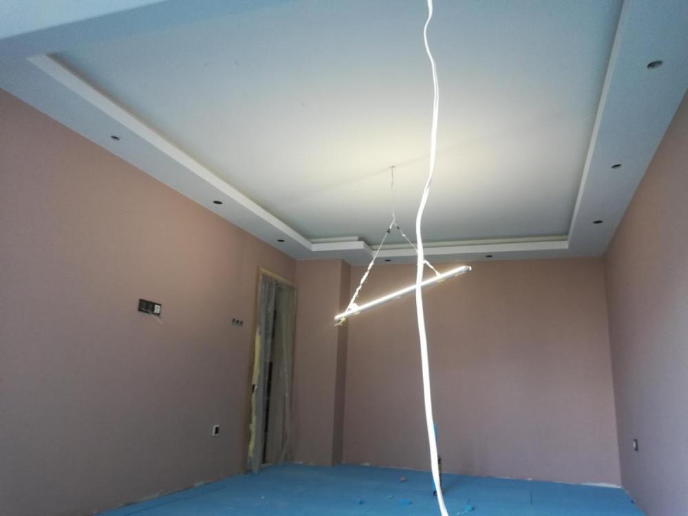 Хол е панелен блок