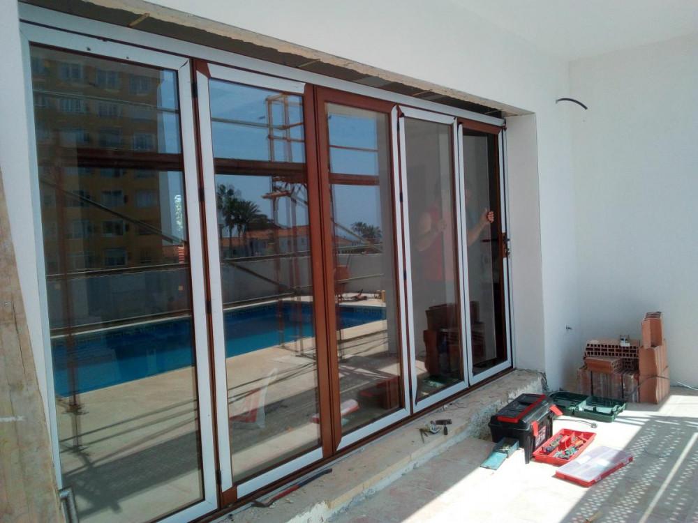 Монтаж на стъклопакет ново строителство