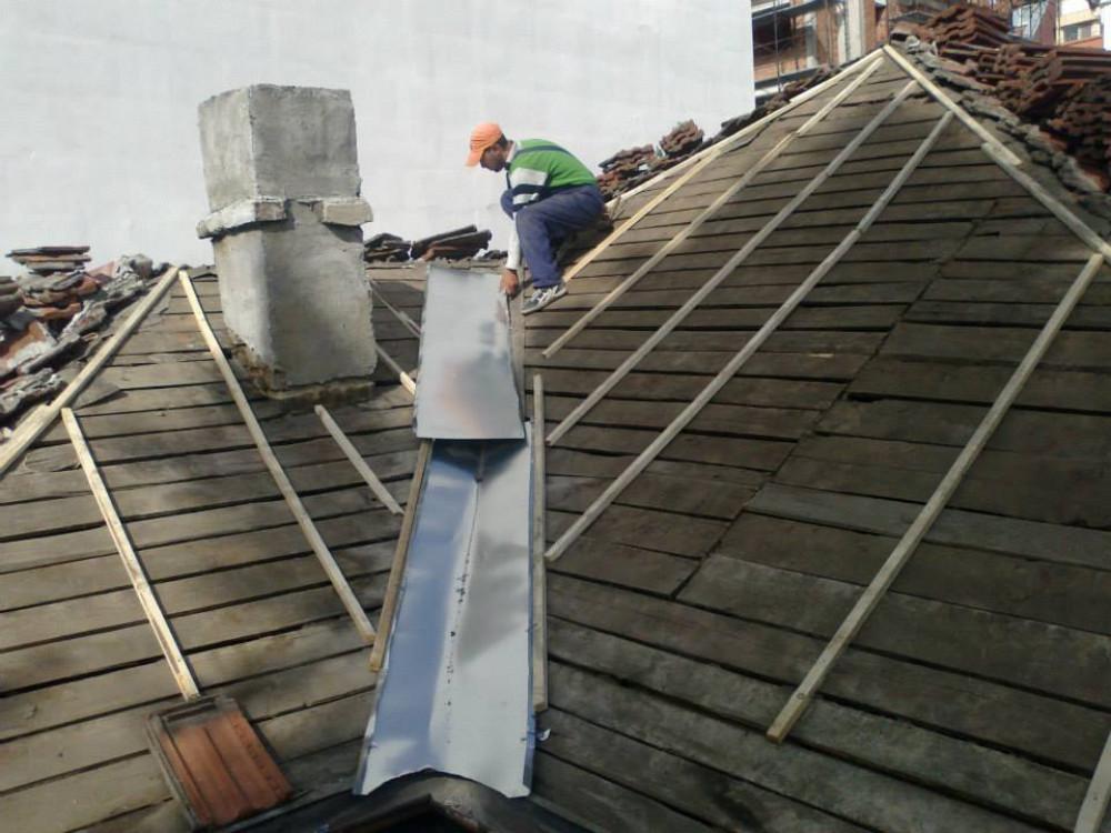 Претърсване на керемиди