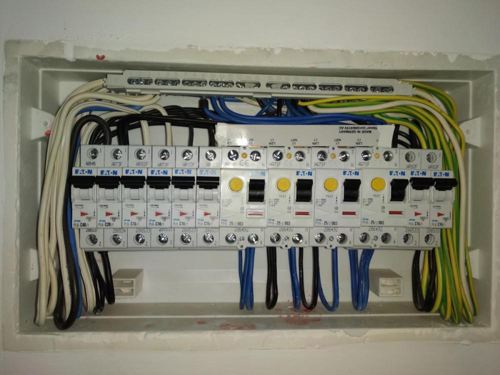 Смяна на апартаментно табло