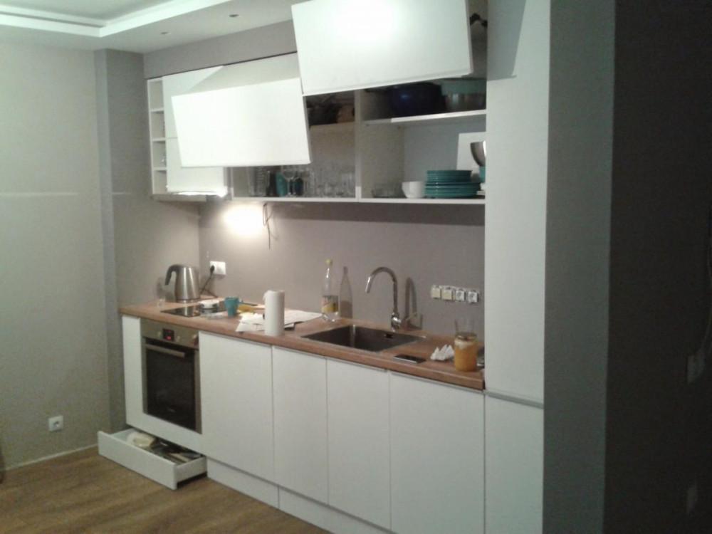 Мебели по поръчка