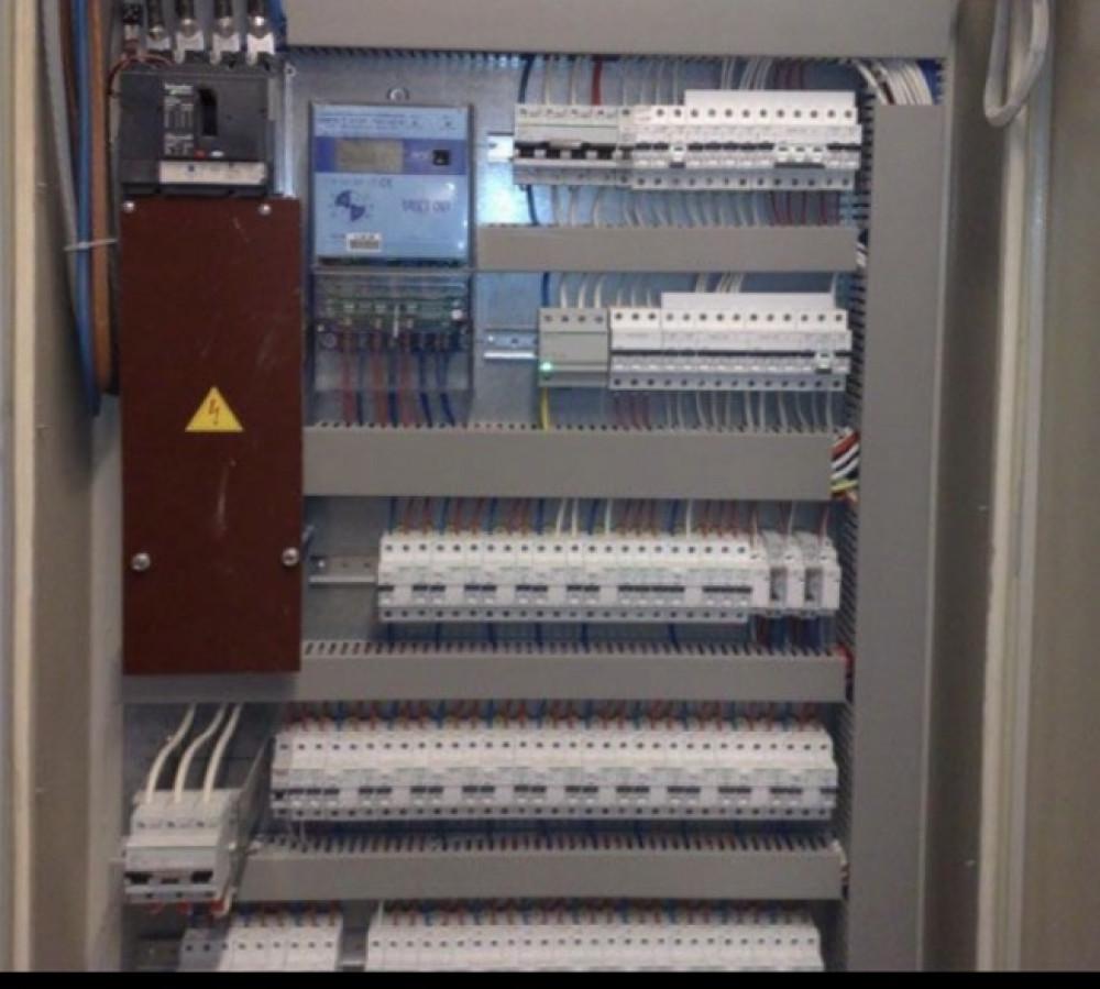 Монтаж на табло