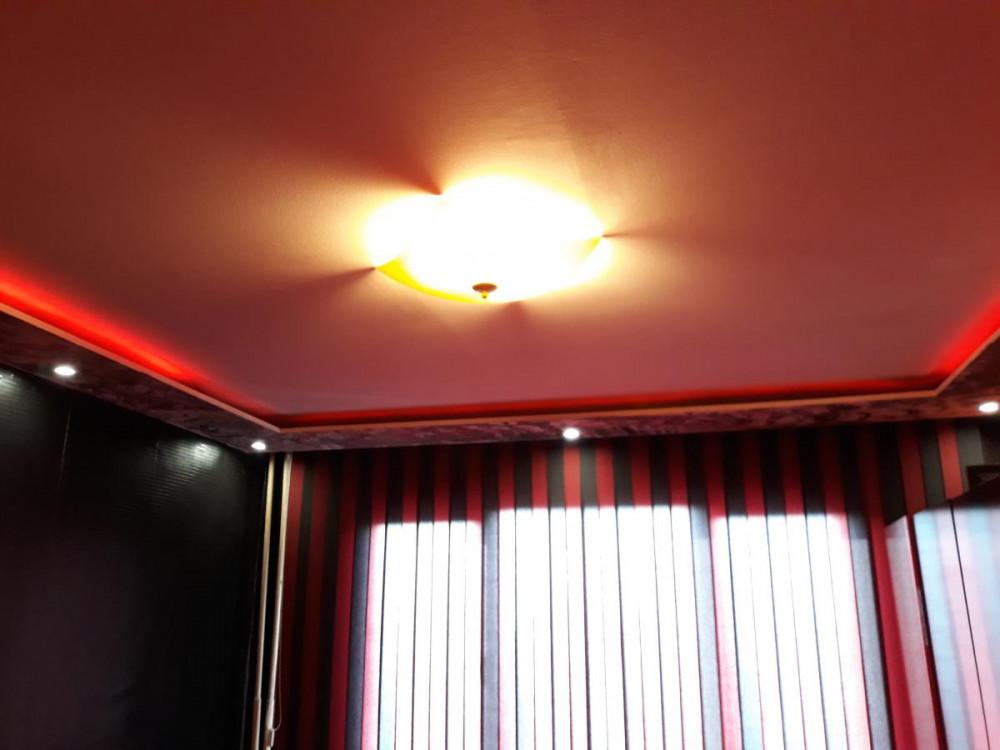 Окачен таван с лед осветление