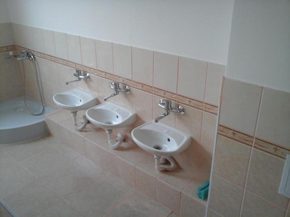 Ремонт на санитарни помещения в детска градина