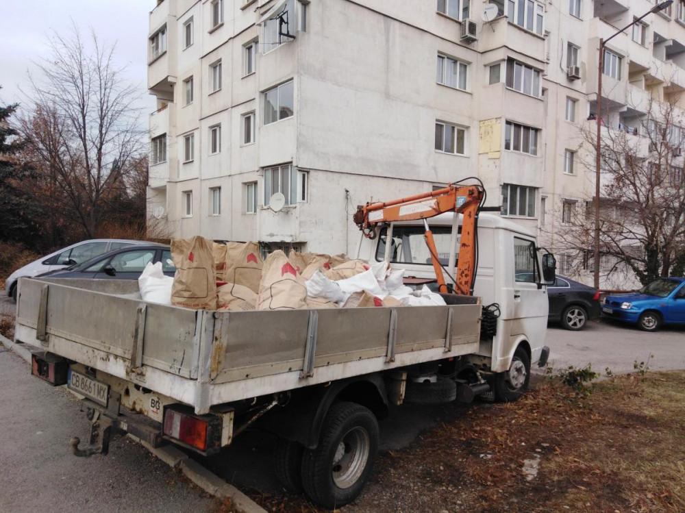 Самосвал с кран