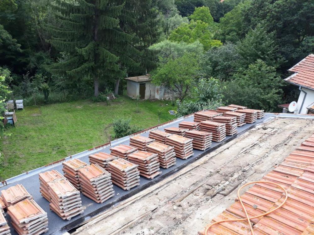 Ремонт на покрив