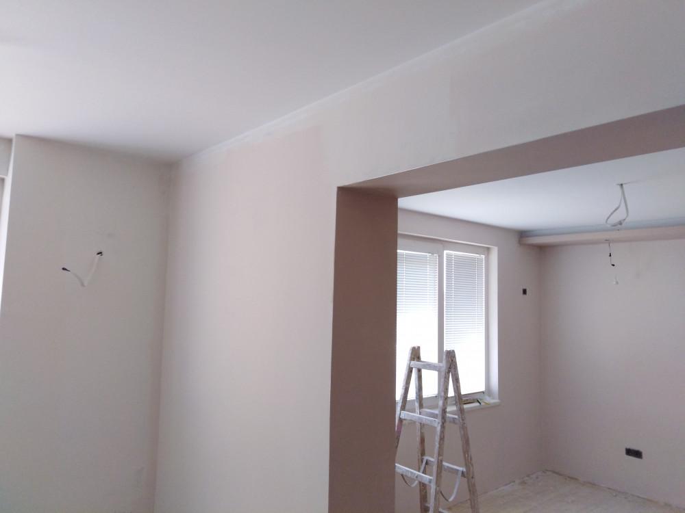 Шпакловане и боядисване