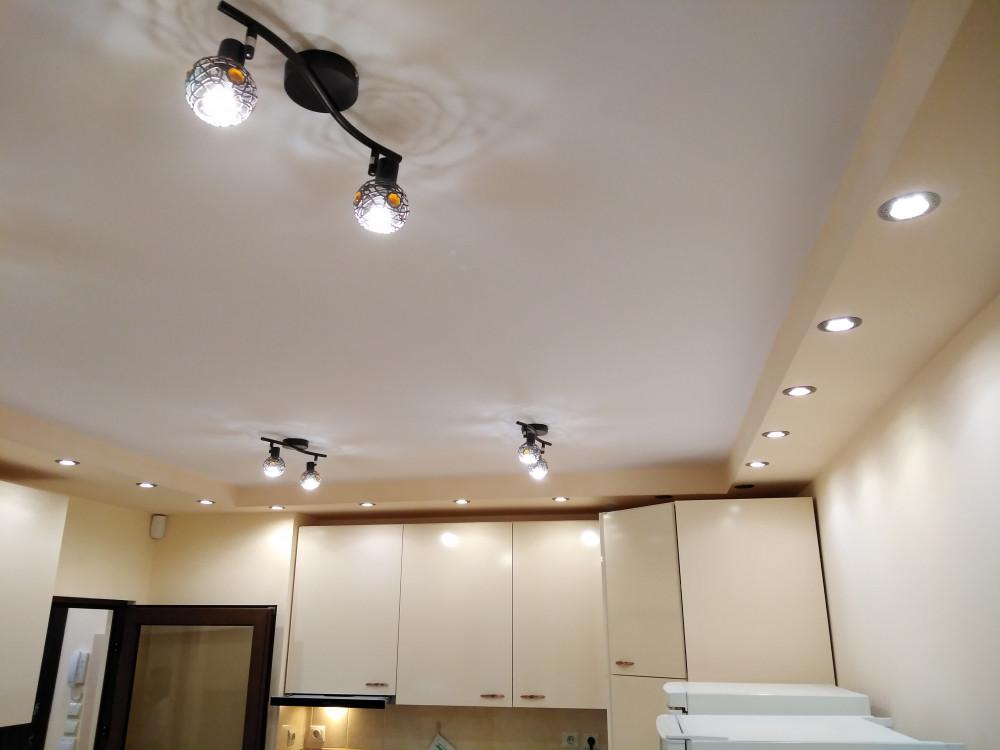 Осветление на всекидневна