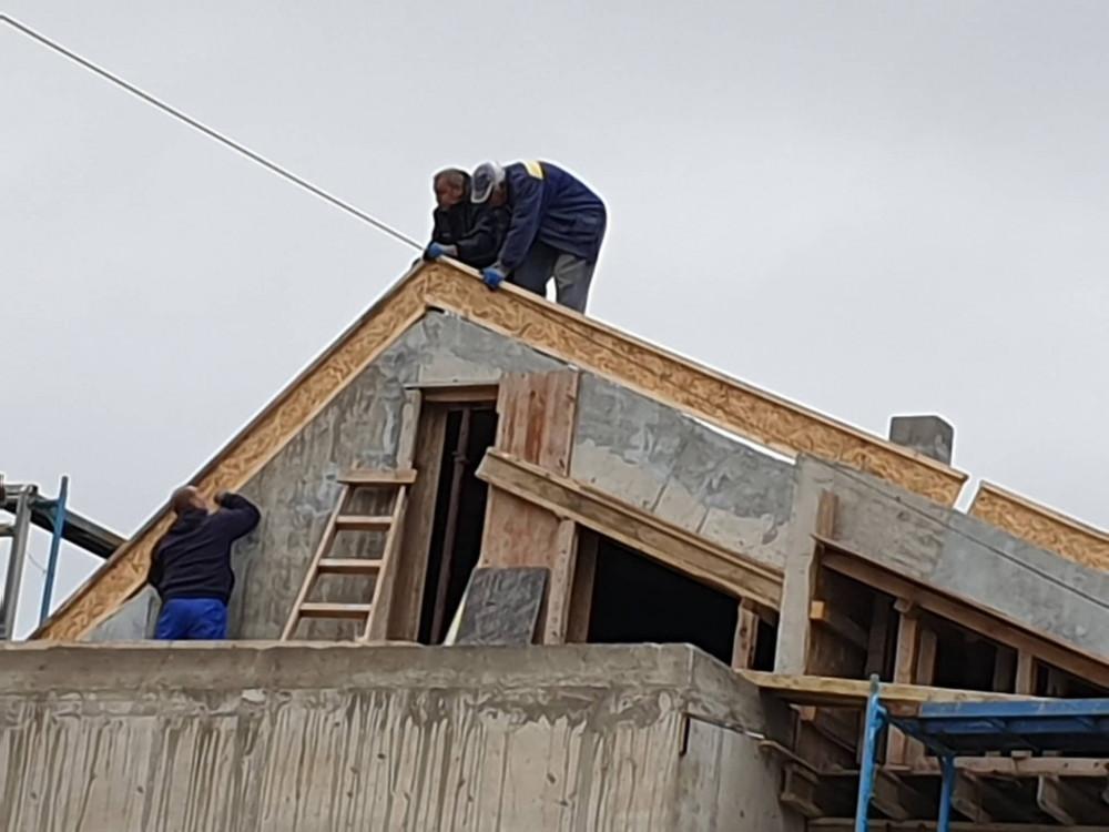 Покривни греди над бетон с OSB плоскости