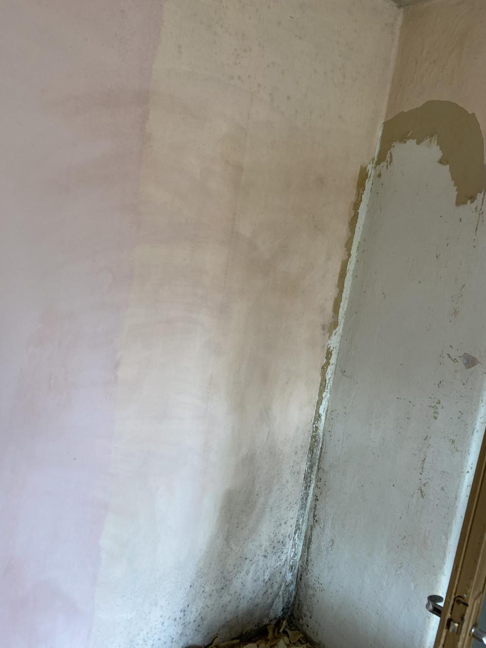 Махане на тапети шпакловка и боя