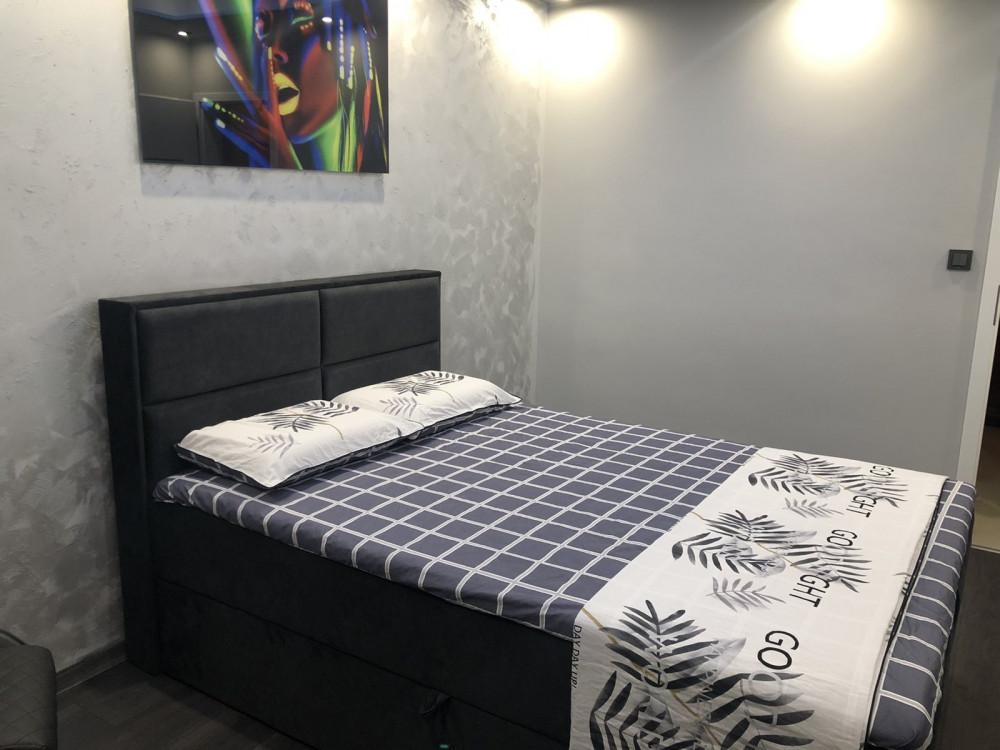 Монтаж легло и картина