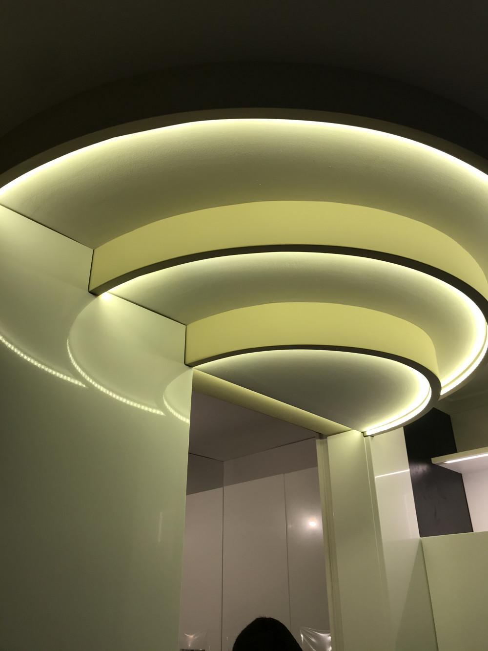 Монтаж на лед осветление