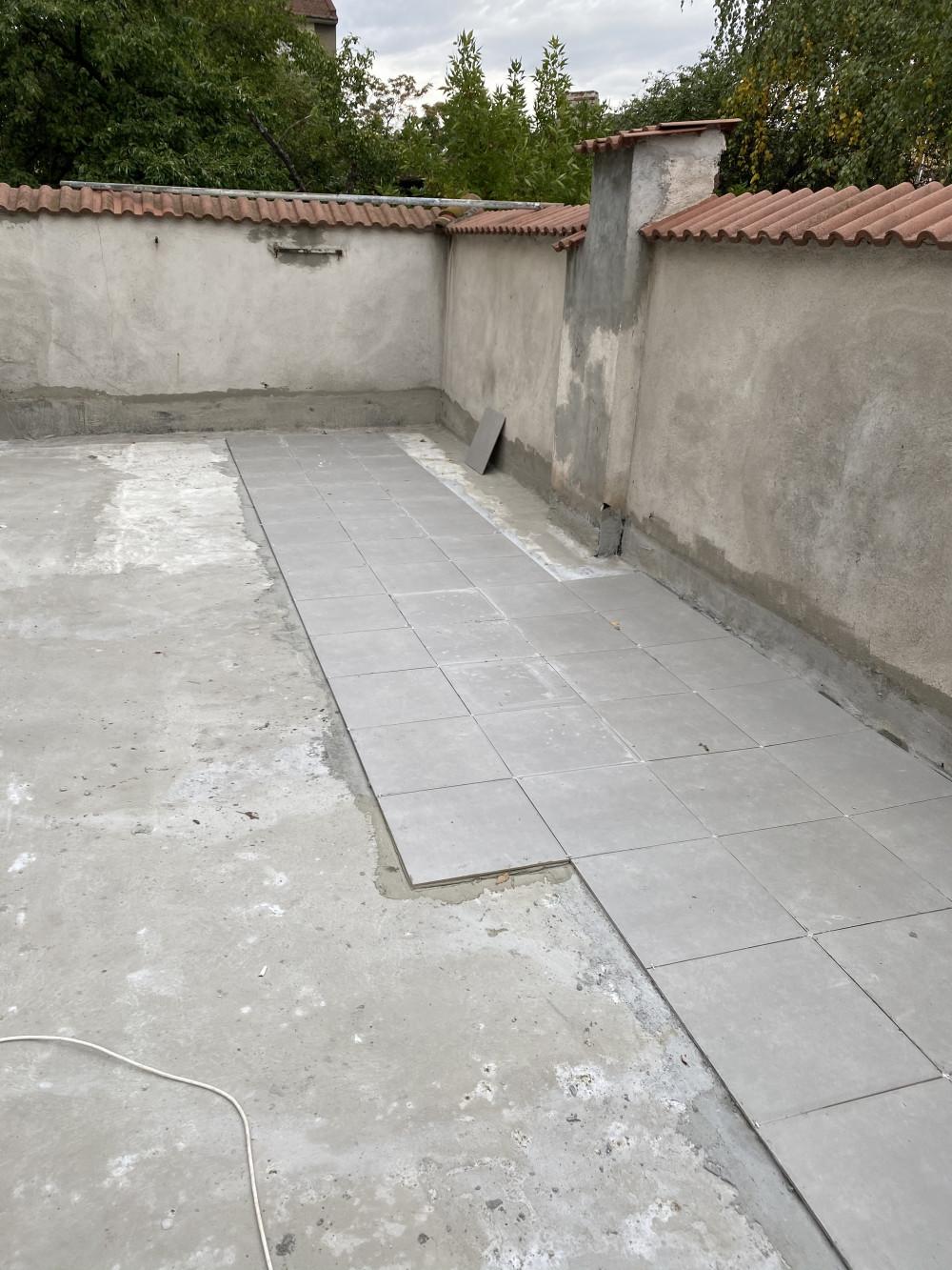 Битумна хидроизолация и лепене на плочки на тераса София ул.Цар Симеон