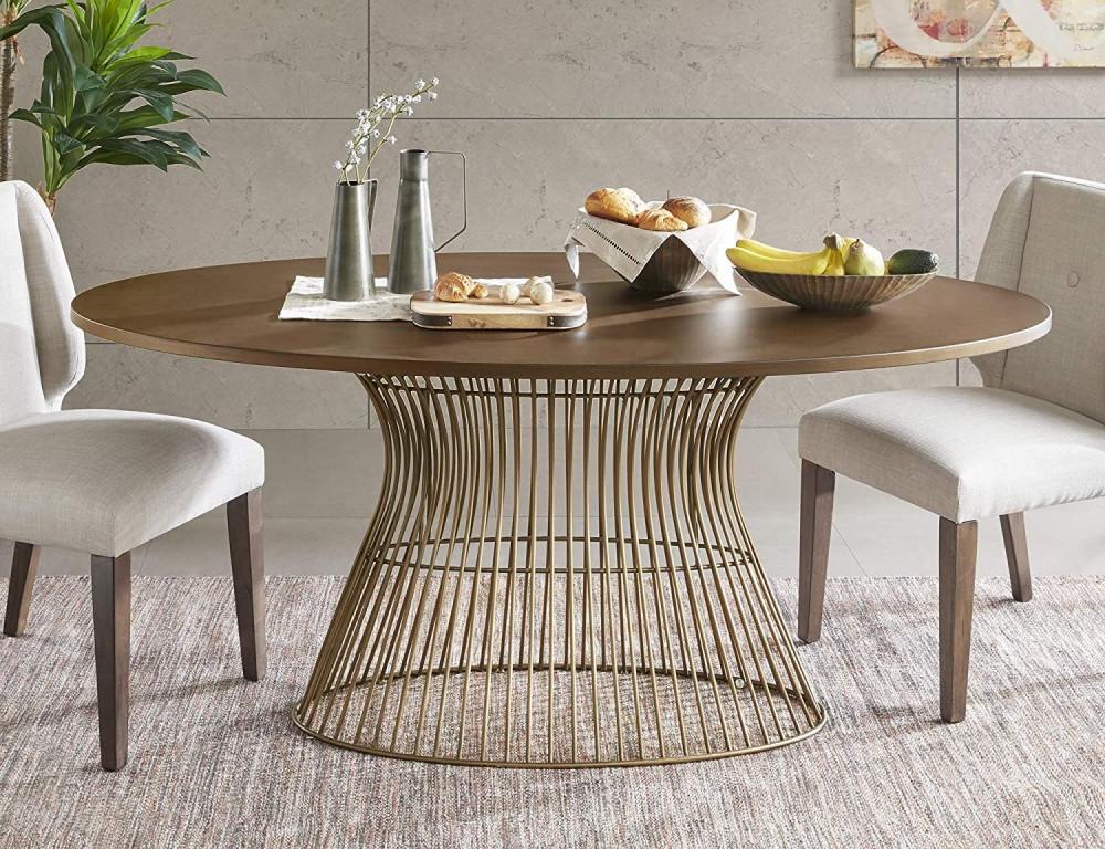 2. Овална маса с метална основа