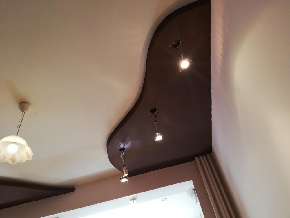 Куфар със извивка