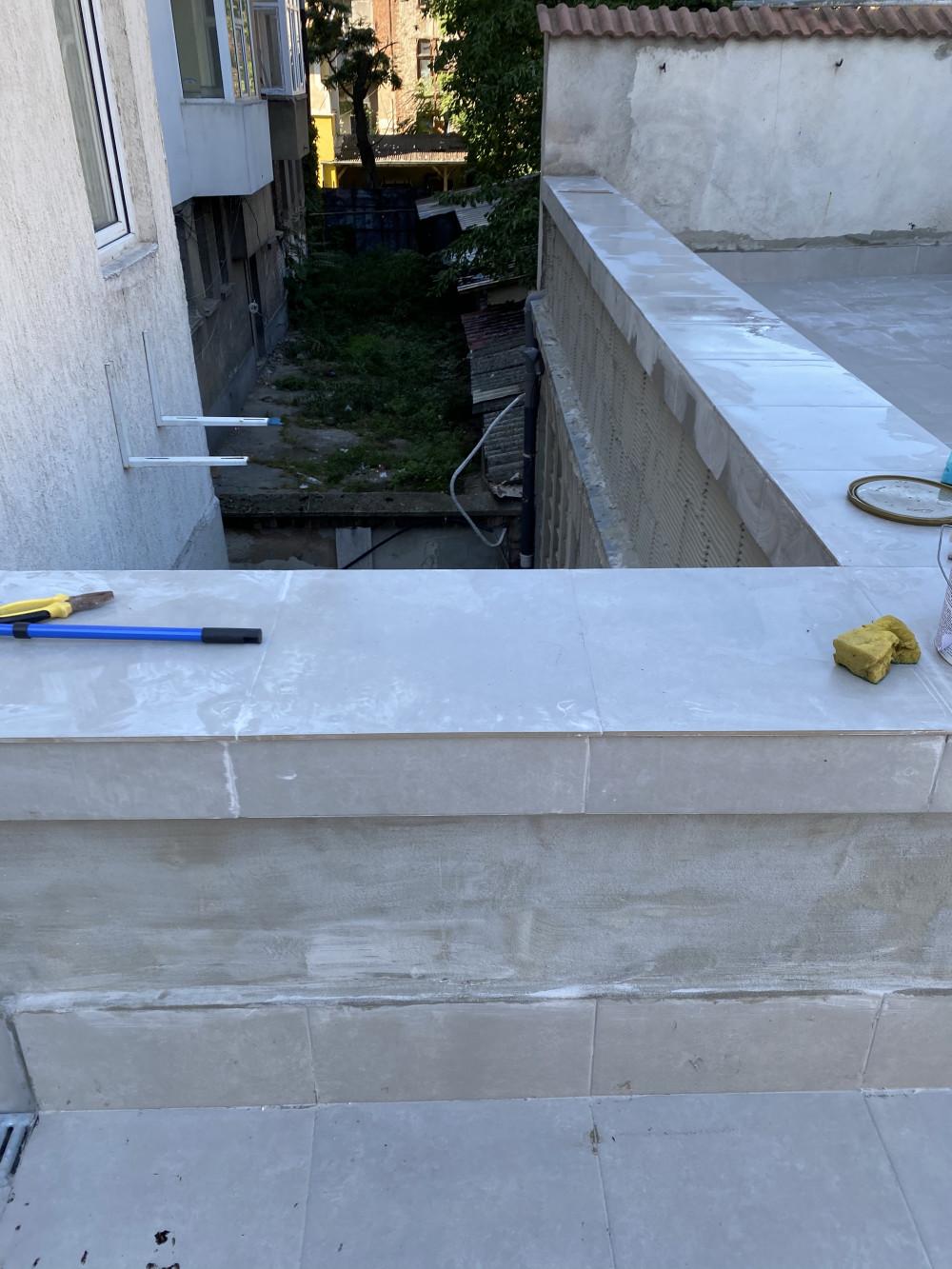 Битумна хидроизолация и лепене на плочки на тераса София ул.Цар Симеон
