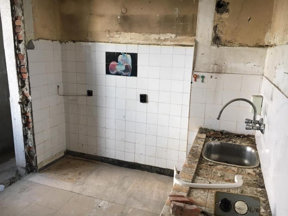 7DE8FBAA-CDDC-417C-86F8-12E7FCF920F7