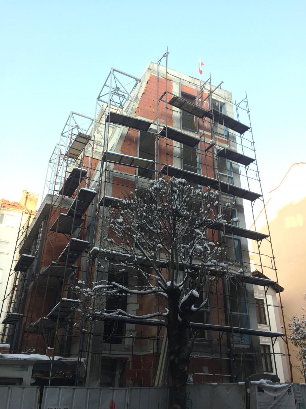 6059CE6F-5C0E-4D11-BD6E-9B563B07B6B8