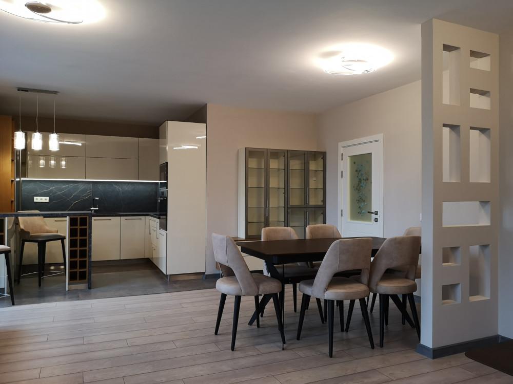 Цялостна реализация на интериорен проект до ключ, архитектурно строителна част, инсталаций, осветление и цялостно обзавеждане