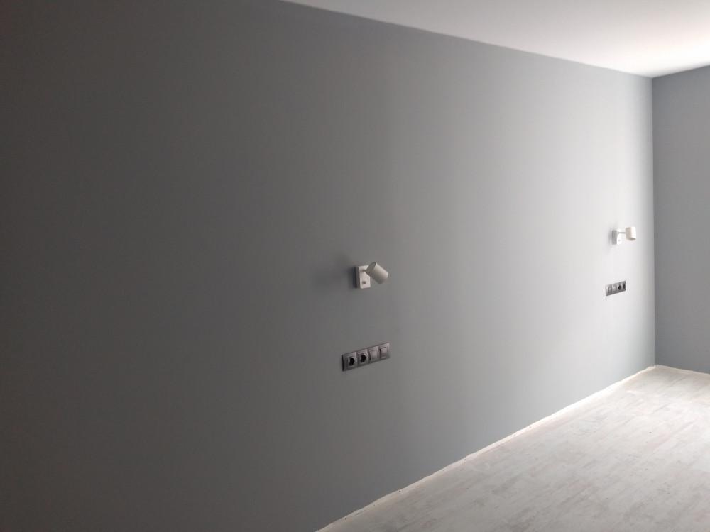 Ключове за централно и нощно осветление, контакти за спалня