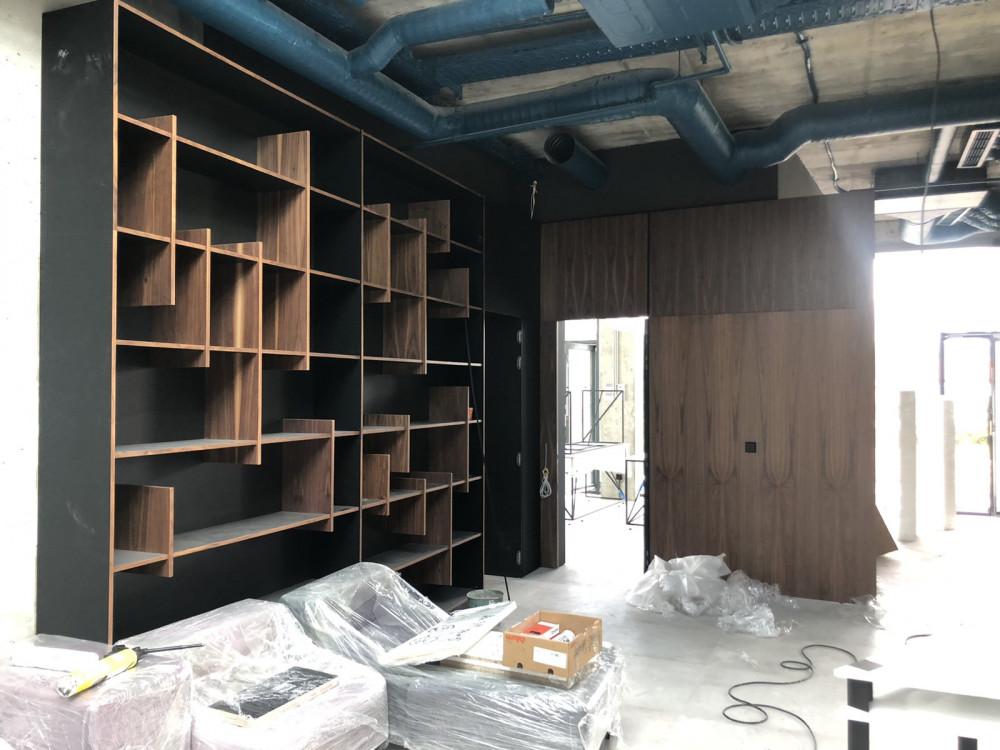 Офис сграда, София