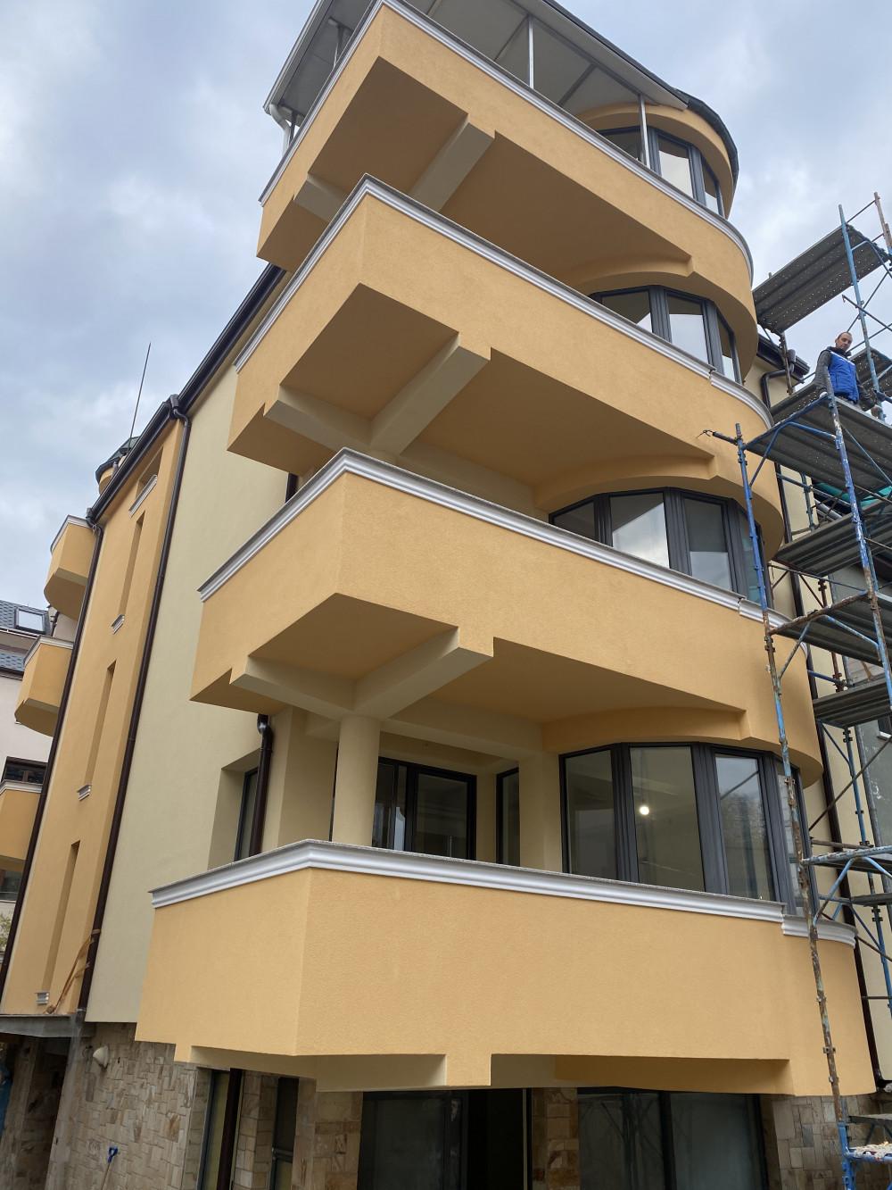 2A7DADC0-CA2B-45BE-AB10-919AC052FACC