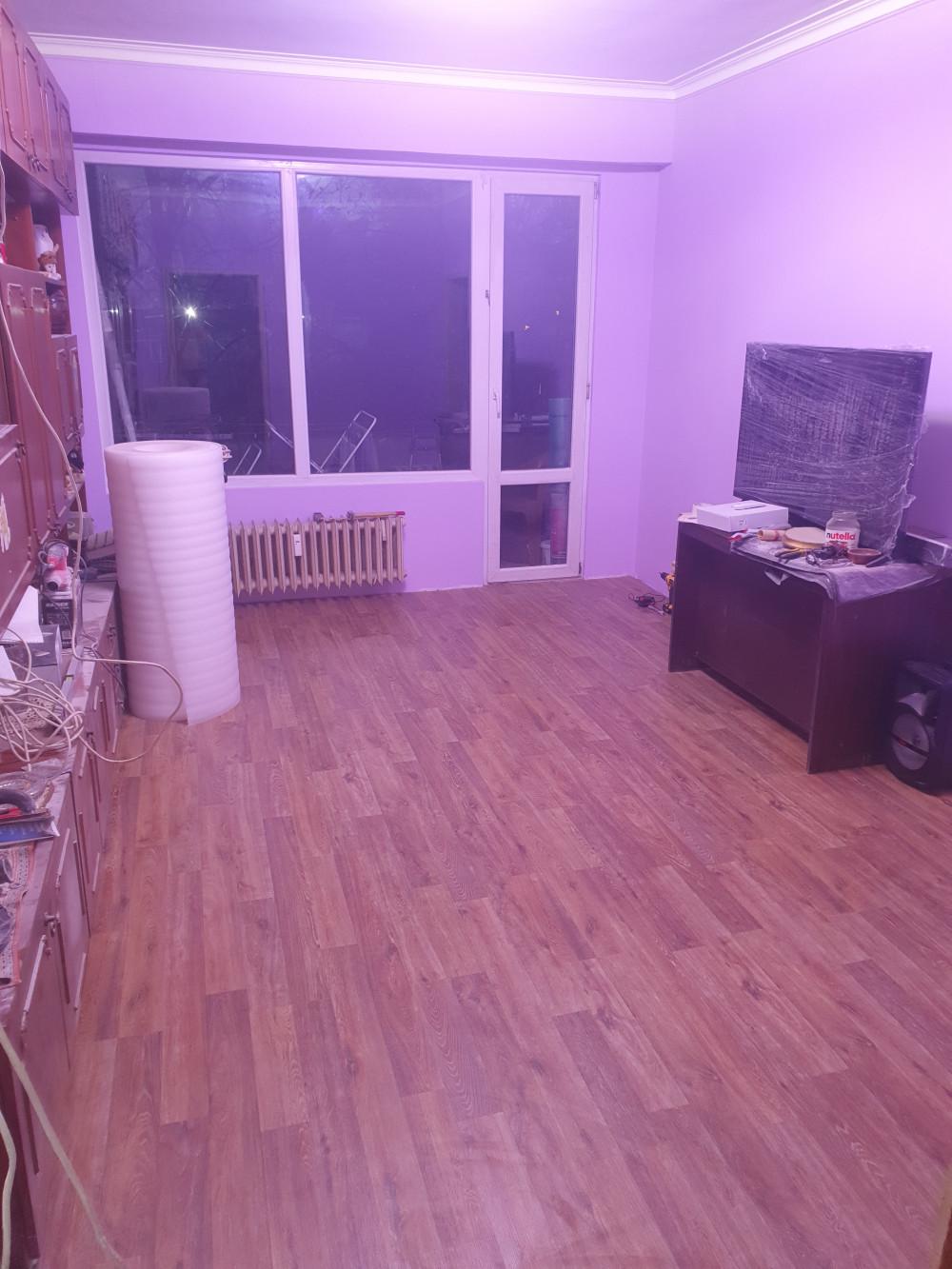 Поставяне на ламиниран  паркет.