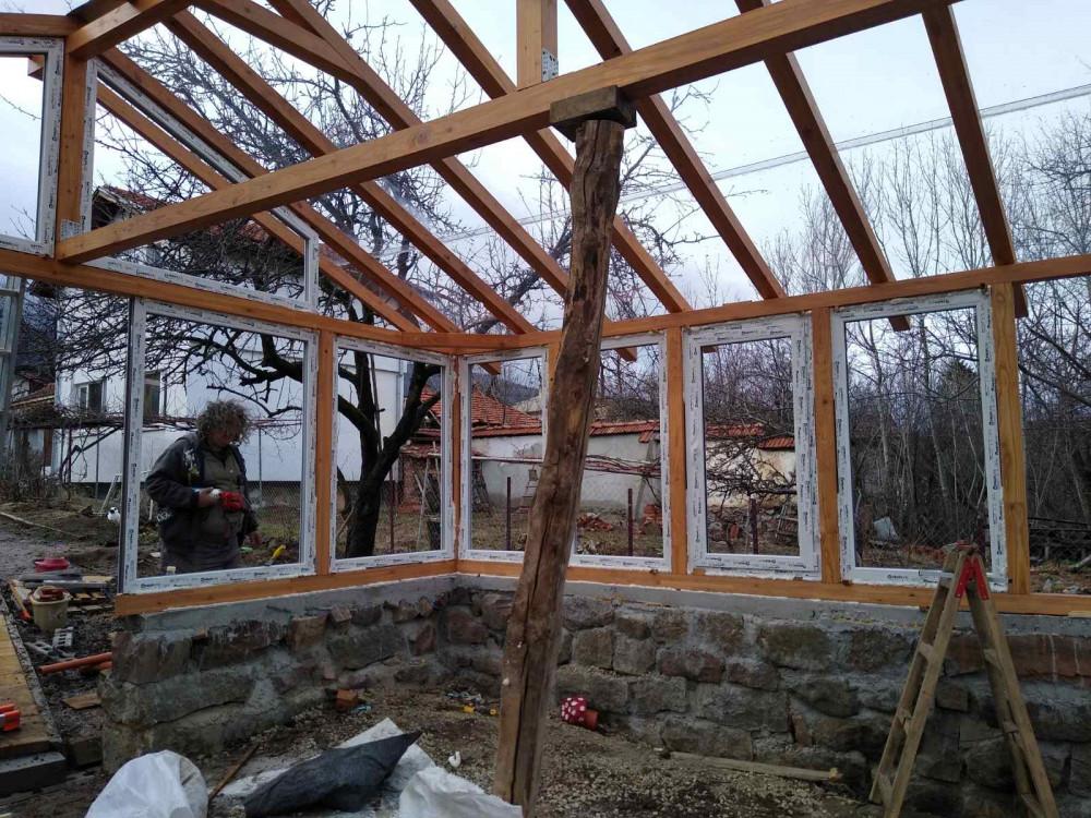 Остъкляване на парник