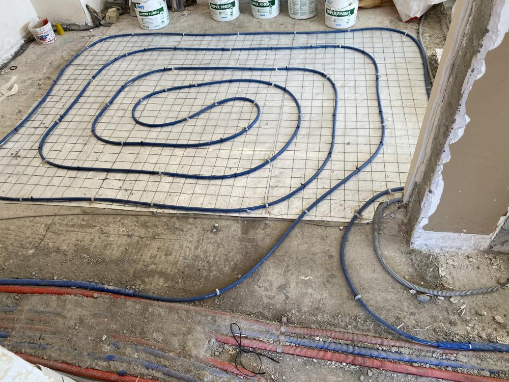 7389E520-8003-46FA-9750-405850B91B08