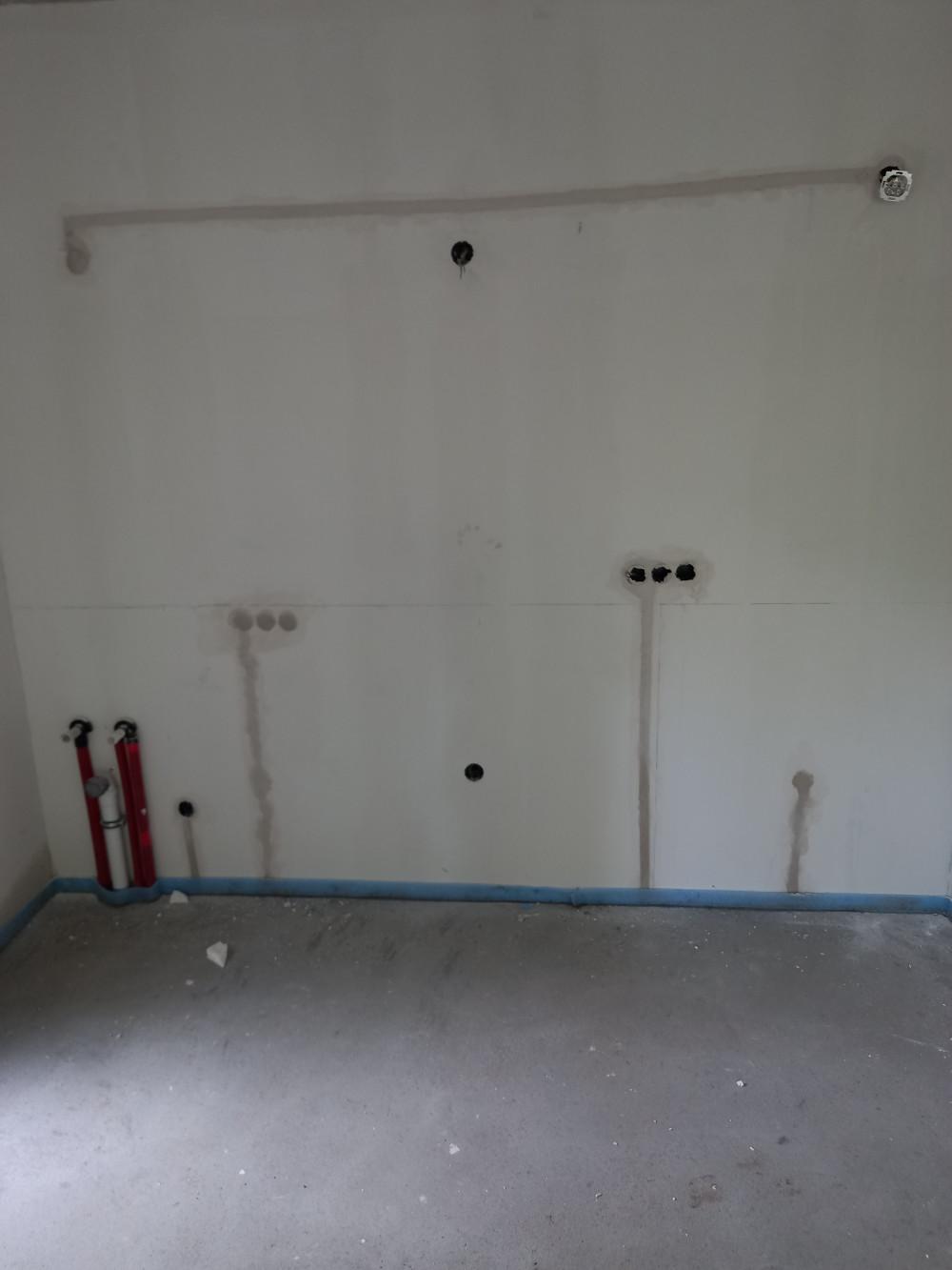 В процес на изграждане- кухня