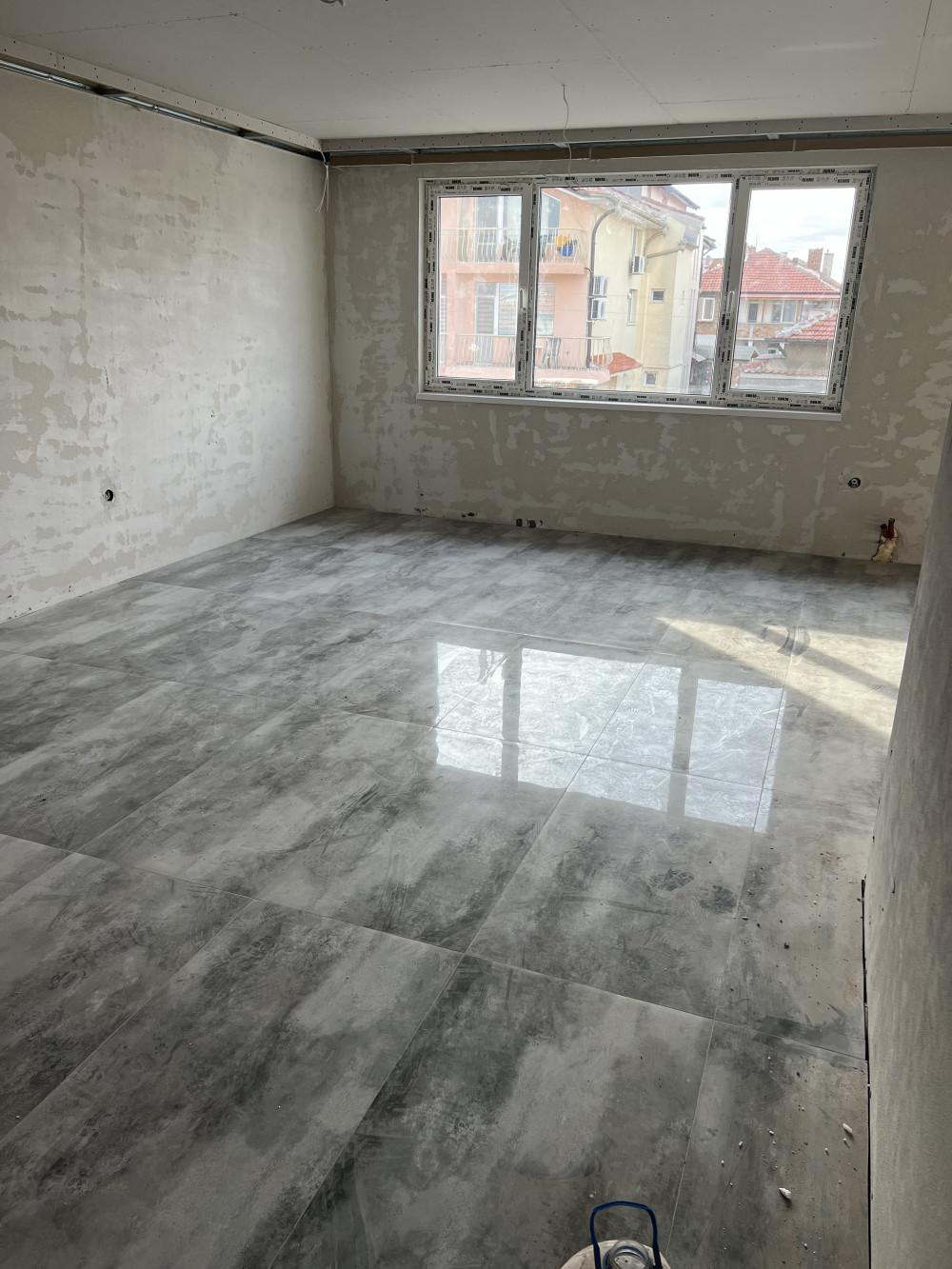 BA1546DA-EE7F-46CE-9D9B-E0CD0C6A4925