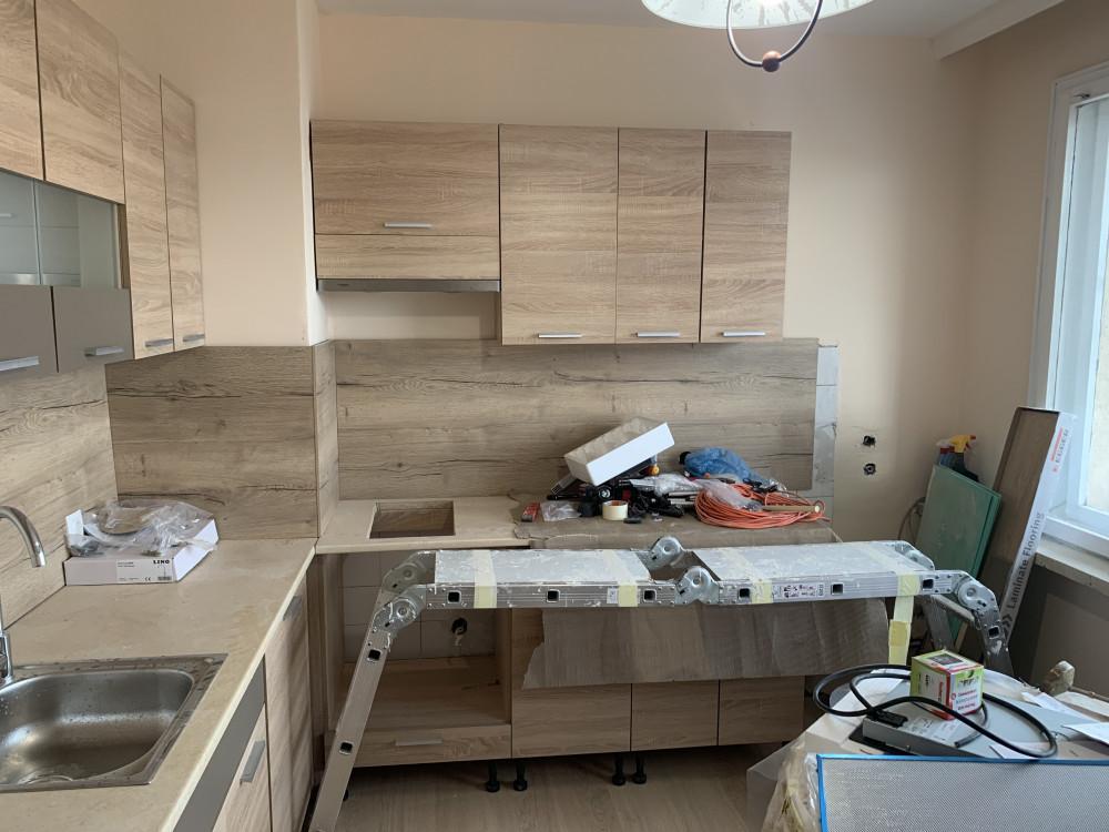 7984217A-8E1B-40A1-8B1D-7264966F6754