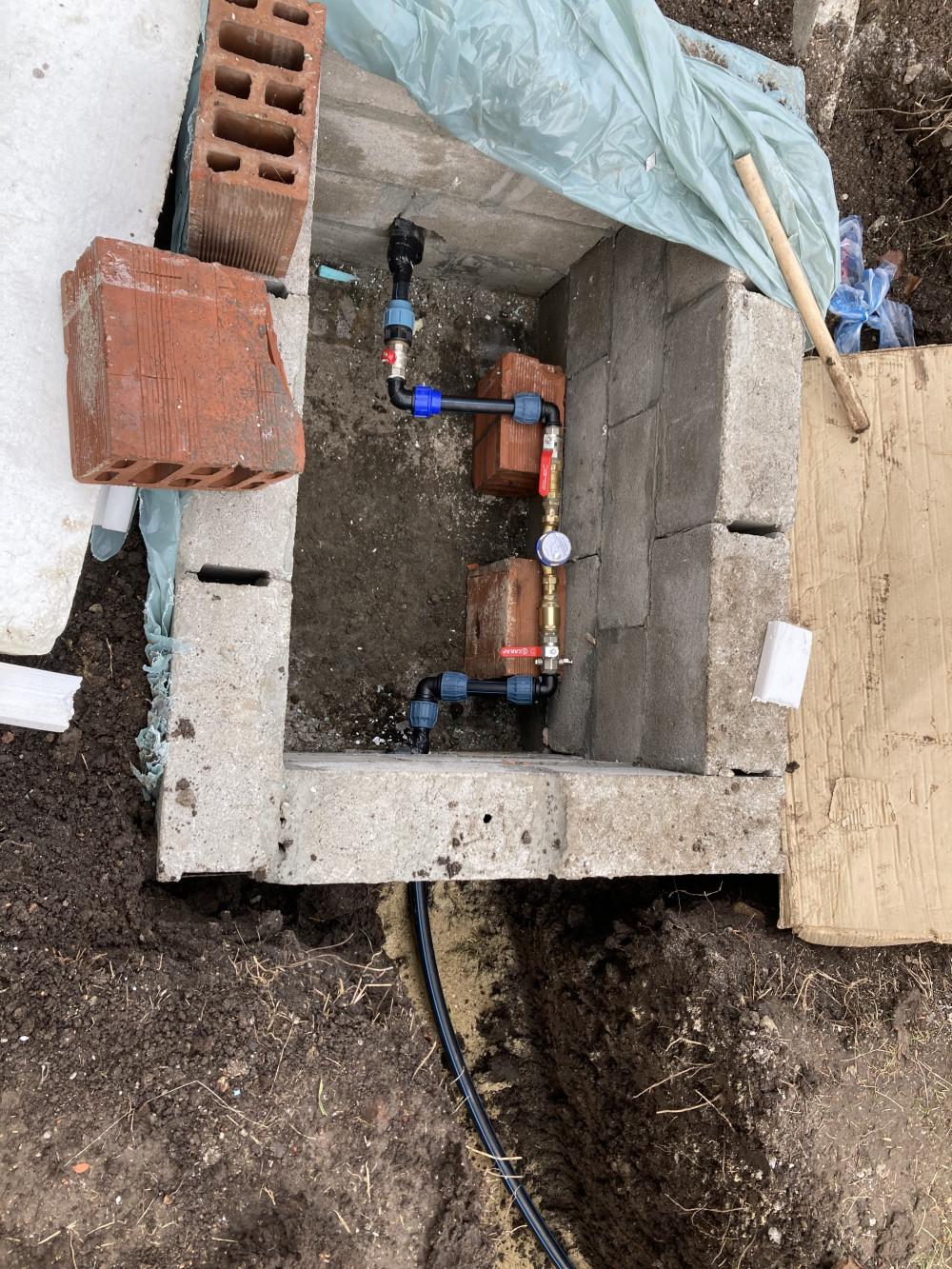 078A87A2-EABA-4E65-91D1-FB31D0560B8E