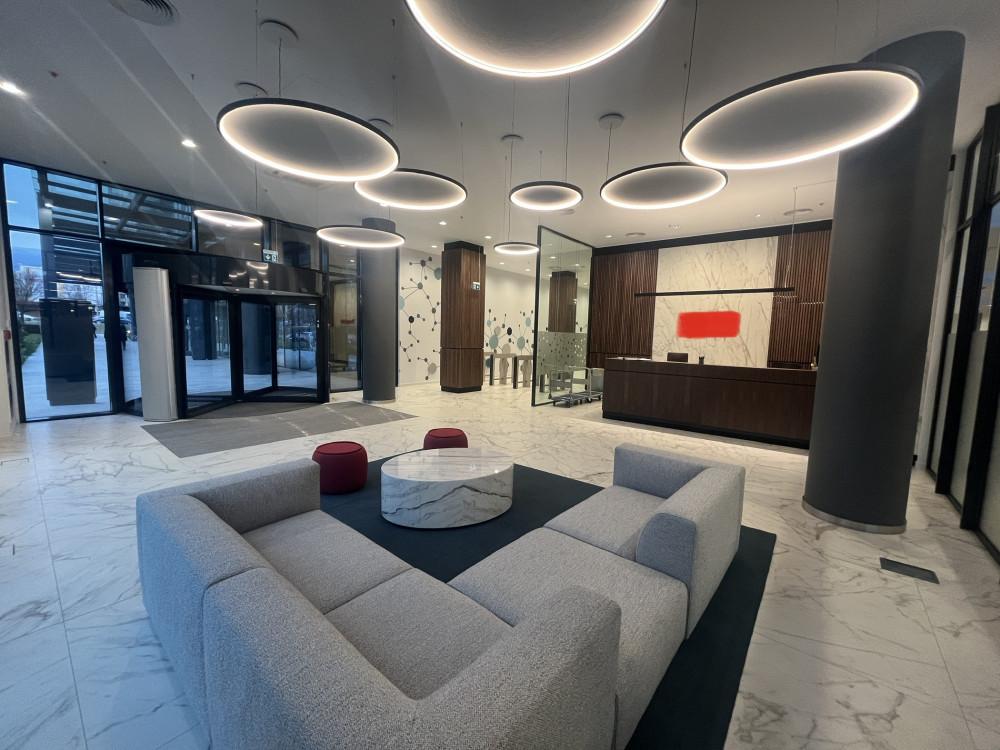 72142A96-EC36-4593-A9B5-E842C5993A1E