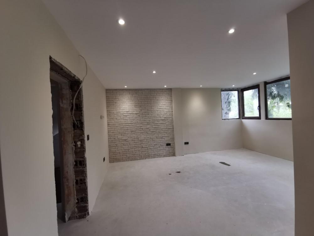 IMG-541a125b1597587233cfa47018aff405-V