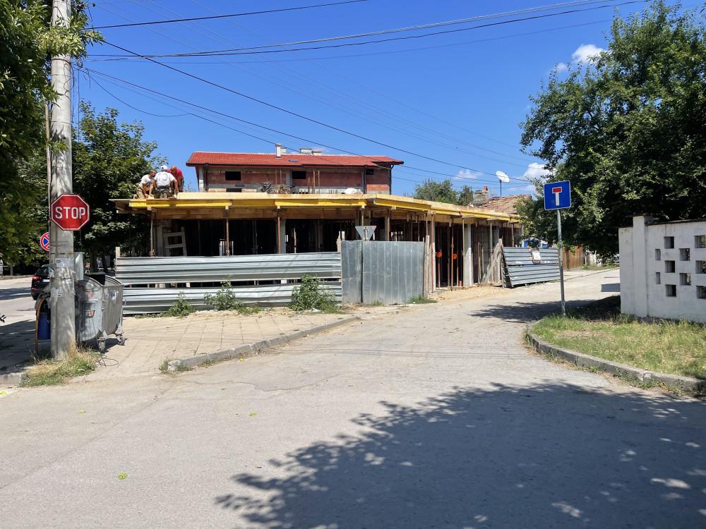 F862C6F2-074F-485C-993F-82989602AABB