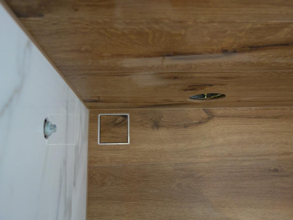 МРАМОР И ДЪРВО