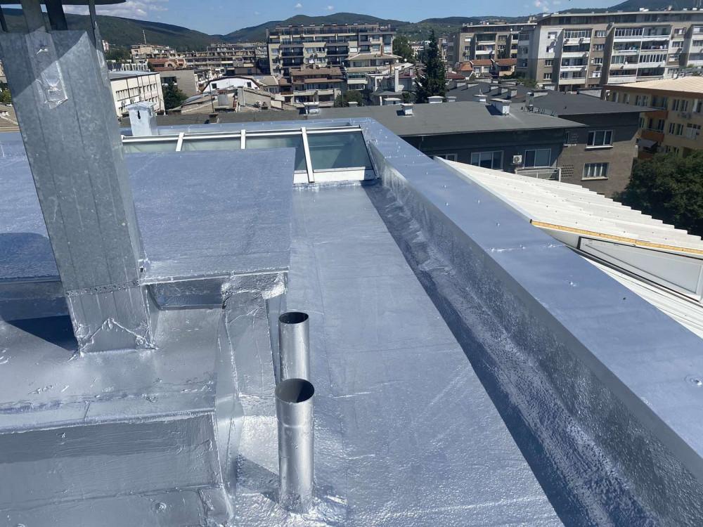 Полиуретанова хидроизолация с алуминиев цвят