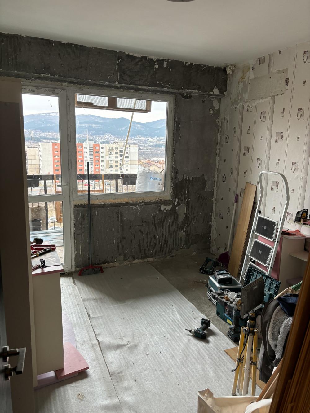 Старт на ремонт на детска стая